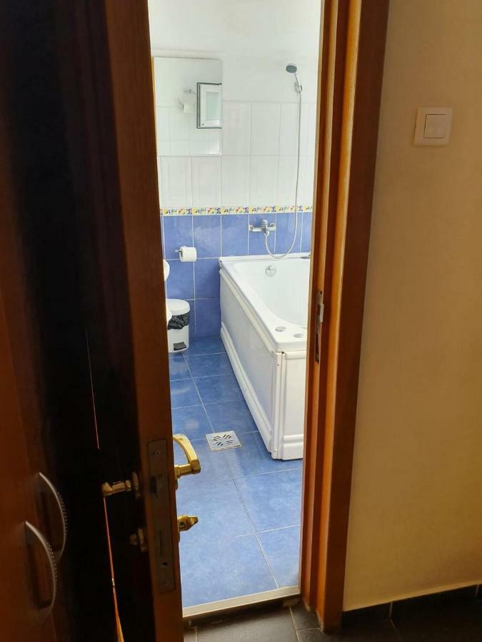 אפרטהוטל בוקרשט Tranzitbeds*** מראה חיצוני תמונה